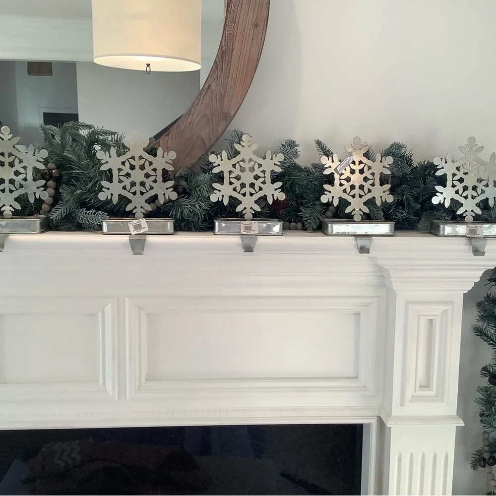 BUNDLE/5 West Elm snowflake stocking holders ❤️❤️❤️❤️
